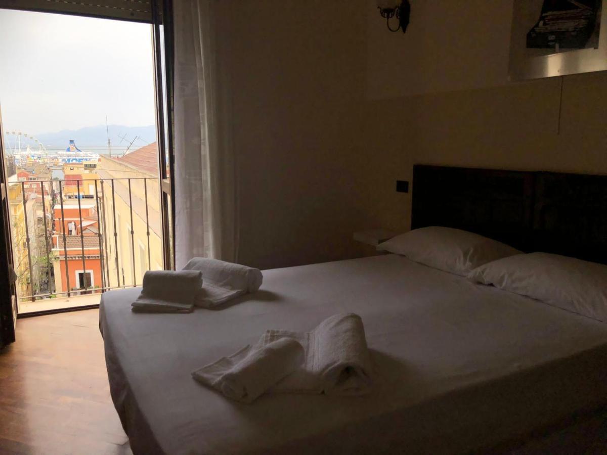 Altrove Bed & Breakfast Cagliari Exterior photo